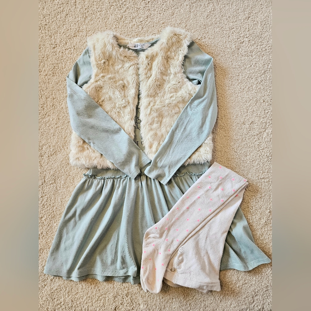 H&M Girl green dess with faux fur vest with stocking(6-8yr)